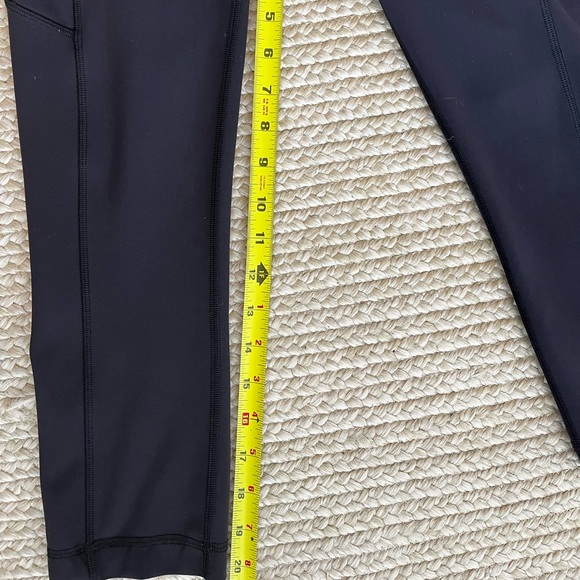 Lululemon Invigorate high rise Tight black size 4. - Picture 4 of 4